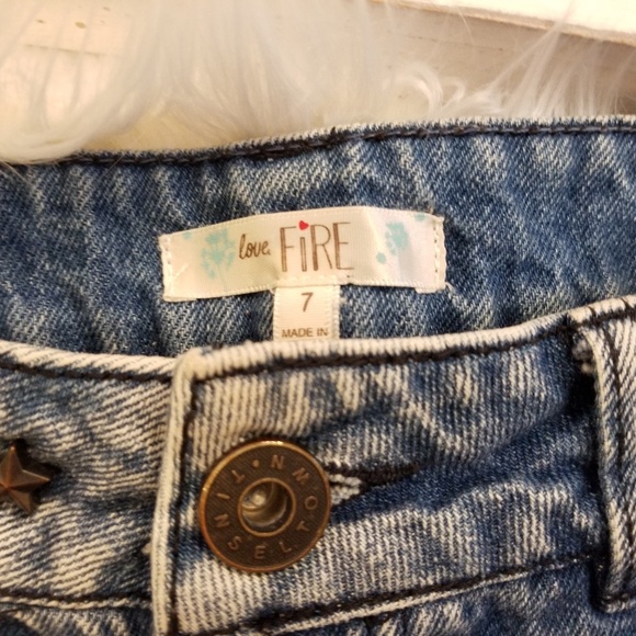 Love Fire ❤ High Ripped Distressed Studded Shorts - Picture 5 of 6